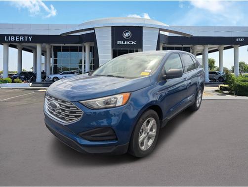 2022 Ford Edge SE
