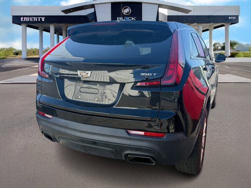 2020 Cadillac XT4 Luxury