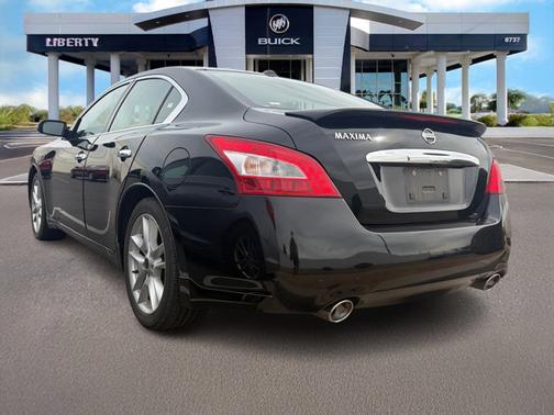 2011 Nissan Maxima 3.5 SV w/Premium Pkg