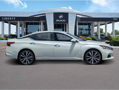2019 Nissan Altima 2.5 Platinum