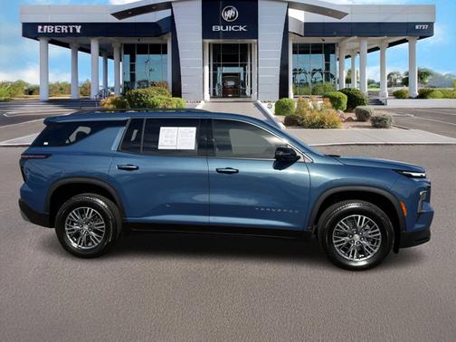 2024 Chevrolet Traverse AWD LT