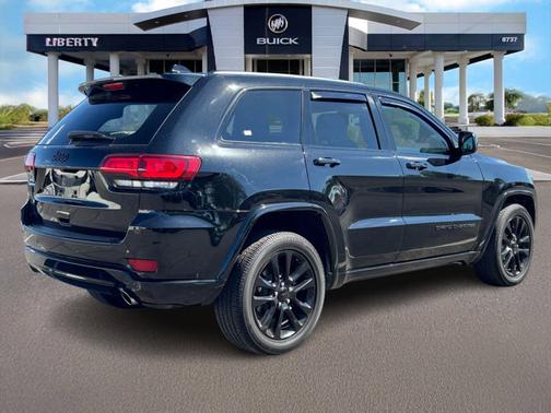 2018 Jeep Grand Cherokee Altitude