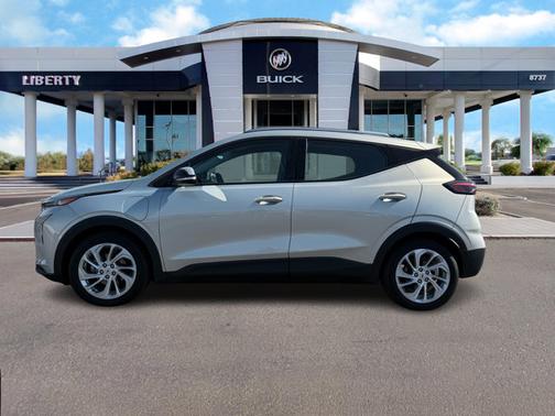 2023 Chevrolet Bolt EUV LT