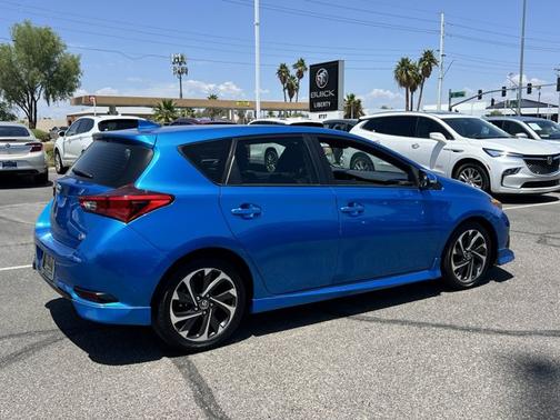 2018 Toyota Corolla iM 5DR HB SE CVT