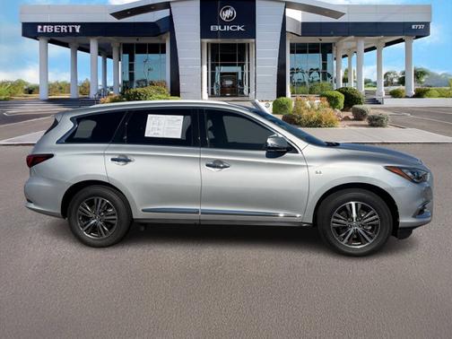 2019 INFINITI QX60 LUXE