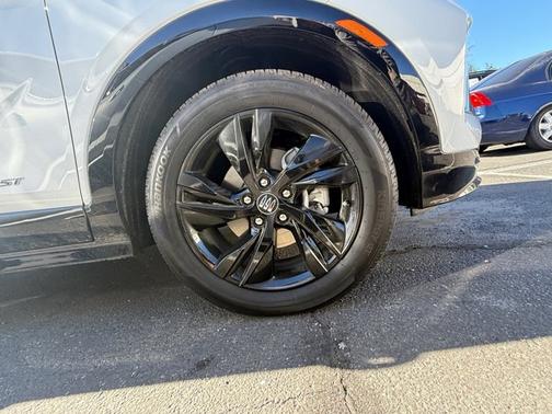 2025 Buick Encore GX Sport Touring