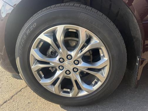 Rich Garnet Metallic 2021 Buick Enclave Avenir