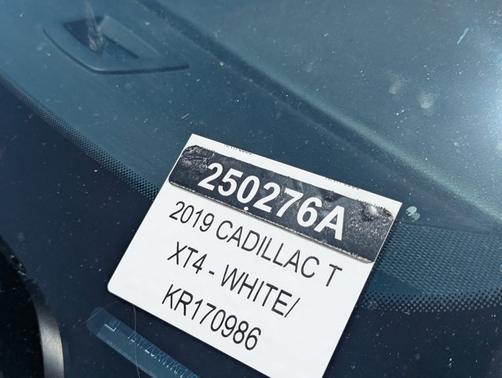 2019 Cadillac XT4 FWD Premium Luxury