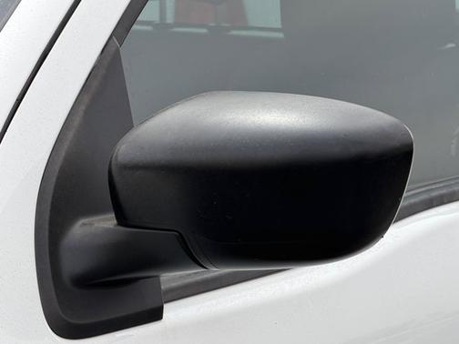 Glacier White 2023 Nissan Frontier S