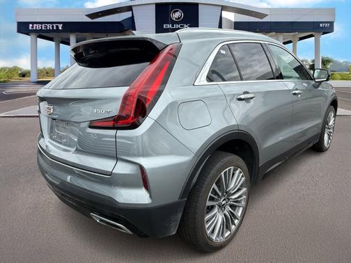 2024 Cadillac XT4 AWD Premium Luxury