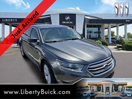 2016 Ford Taurus SE