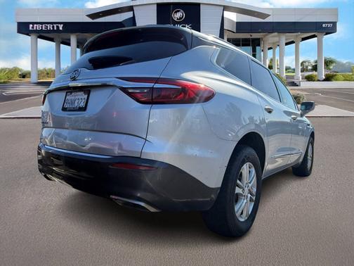 2020 Buick Enclave Essence