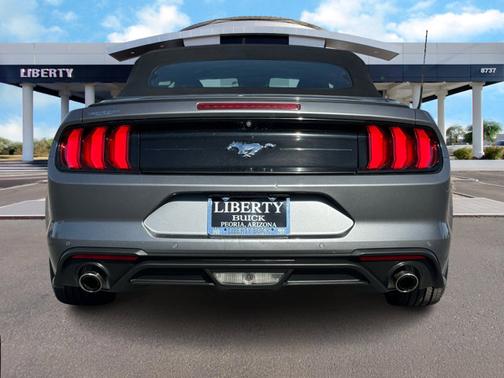 2021 Ford Mustang EcoBoost