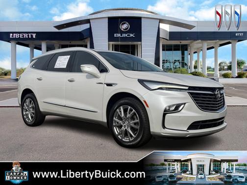2023 Buick Enclave Essence