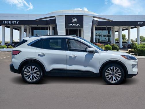 2021 Ford Escape Titanium