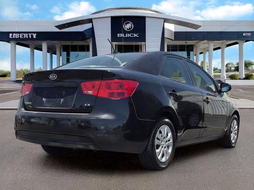 Ebony Black 2011 Kia Forte LX