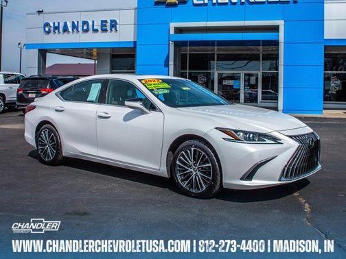 2022 Lexus ES 250 Base