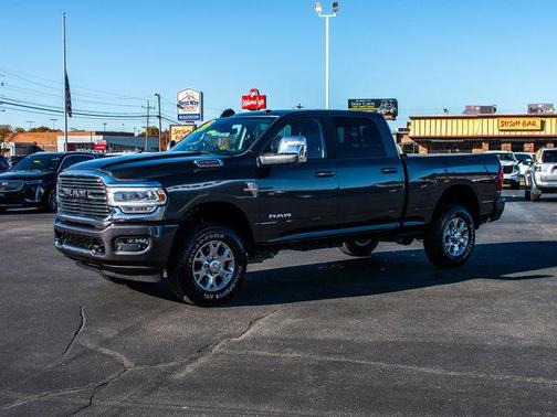 2024 RAM 2500 Laramie Crew Cab 4x4 6'4' Box