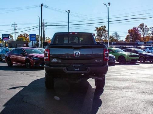 2024 RAM 2500 Laramie Crew Cab 4x4 6'4' Box
