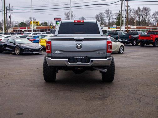 2021 RAM 2500 Laramie Crew Cab 4x4 6'4' Box
