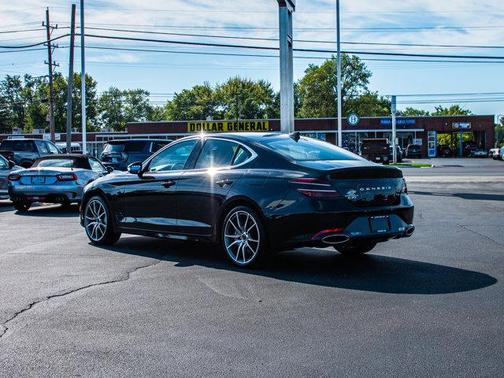 2024 Genesis G70 2.5T AWD
