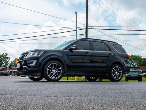 2016 Ford Explorer Sport