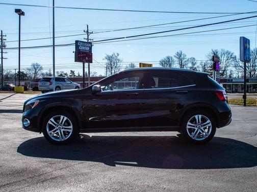 2018 Mercedes-Benz GLA 250 Base