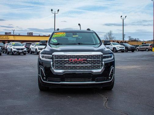 2022 GMC Acadia Denali