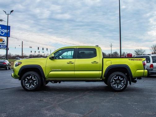 2023 Toyota Tacoma TRD Off Road