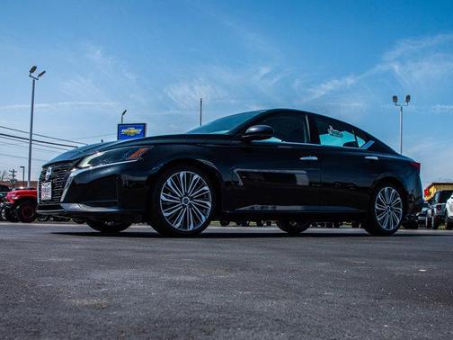 2023 Nissan Altima 2.5 SL
