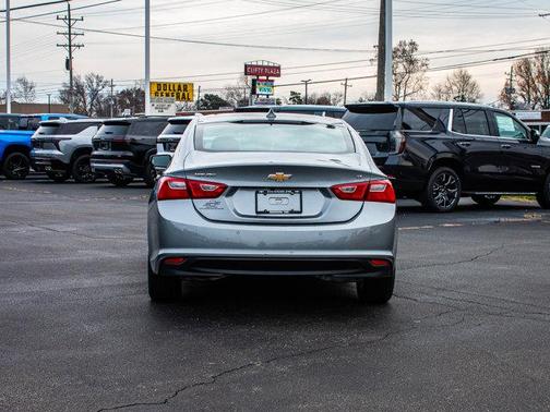 2024 Chevrolet Malibu FWD 1LT