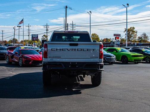 2026 Chevrolet Silverado 2500 Custom