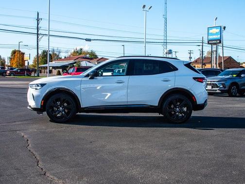 2023 Buick Envision Essence FWD