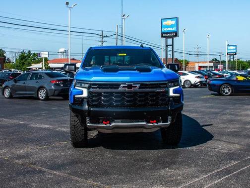 2025 Chevrolet Silverado 1500 ZR2
