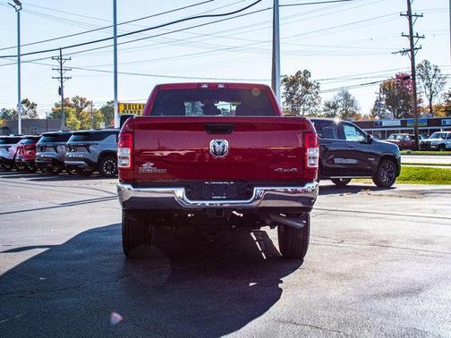 2024 RAM 2500 Big Horn Crew Cab 4x4 6'4' Box