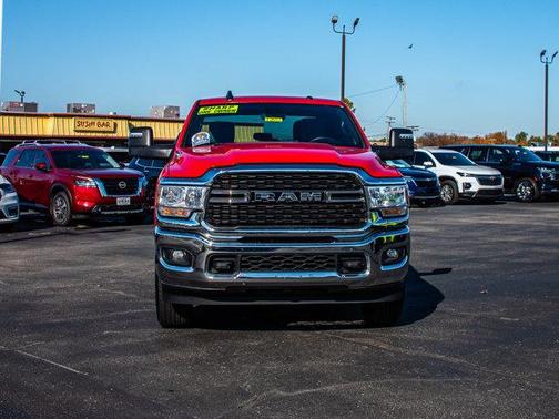 2024 RAM 2500 Big Horn Crew Cab 4x4 6'4' Box