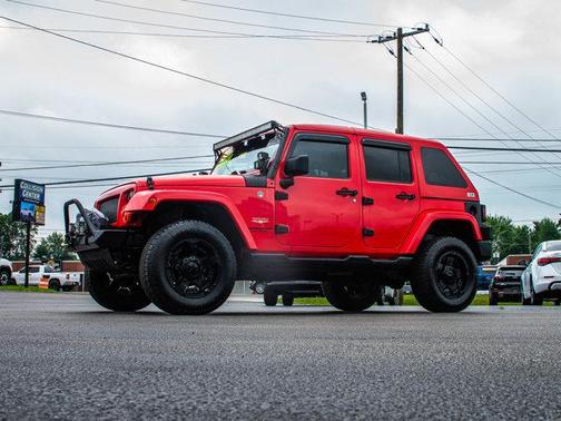 2013 Jeep Wrangler Unlimited Sahara