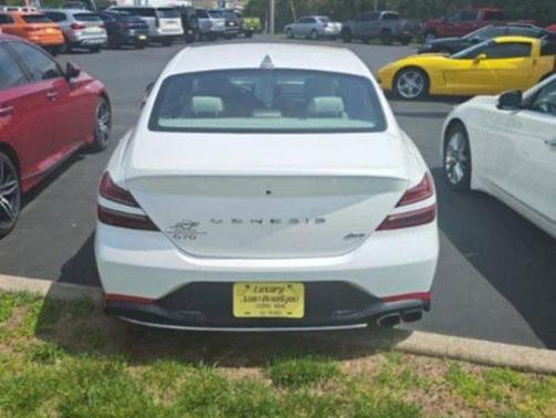 2023 Genesis G70 2.0T AWD