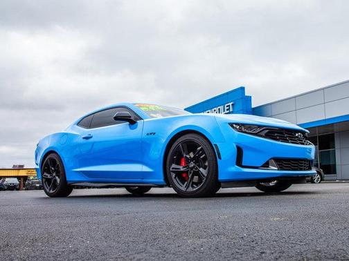 2022 Chevrolet Camaro RWD Coupe LT1