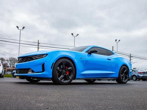 2022 Chevrolet Camaro RWD Coupe LT1