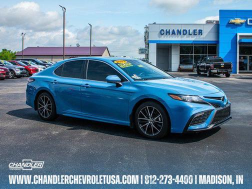2023 Toyota Camry SE