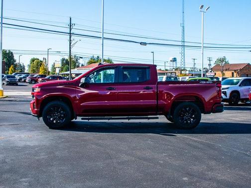 2021 Chevrolet Silverado 1500 Custom