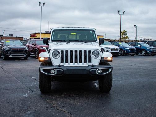 2021 Jeep Gladiator Overland