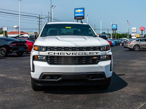 2022 Chevrolet Silverado 1500 Custom