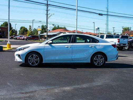 2024 Kia Forte LXS