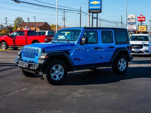 2022 Jeep Wrangler Unlimited Sport