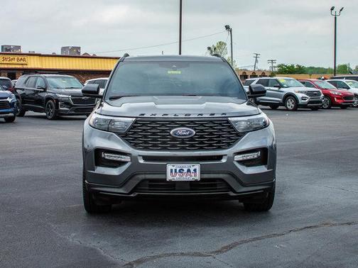 2023 Ford Explorer ST-Line