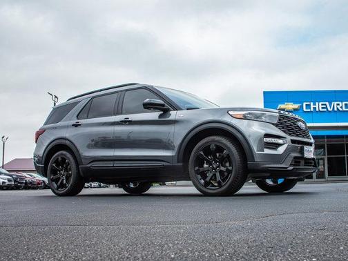 2023 Ford Explorer ST-Line