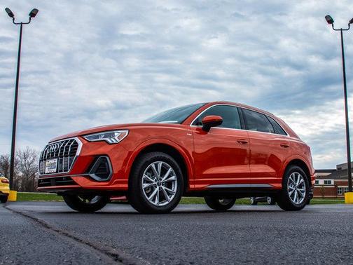2023 Audi Q3 Premium 45 TFSI S line quattro Tiptronic