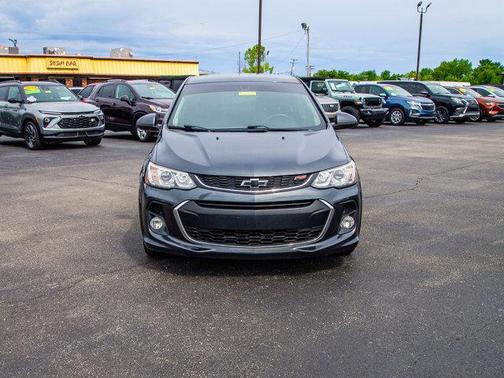 Nightfall Gray Metallic 2018 Chevrolet Sonic LT